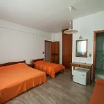 Hotel Athina 3*