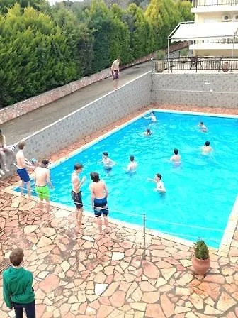 Athina 3* Krestena