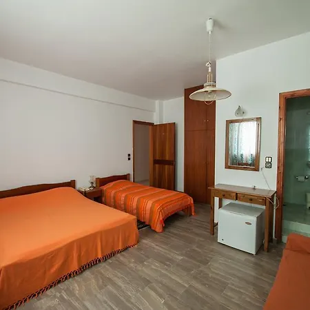 Hotel Athina 3*