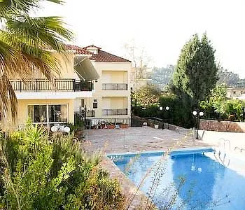 Hotell Athina Kréstena