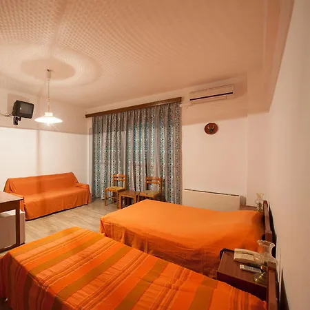 Hotel Athina Krestena