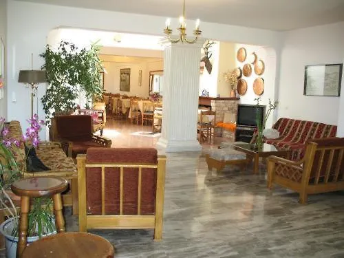 Athina 3*