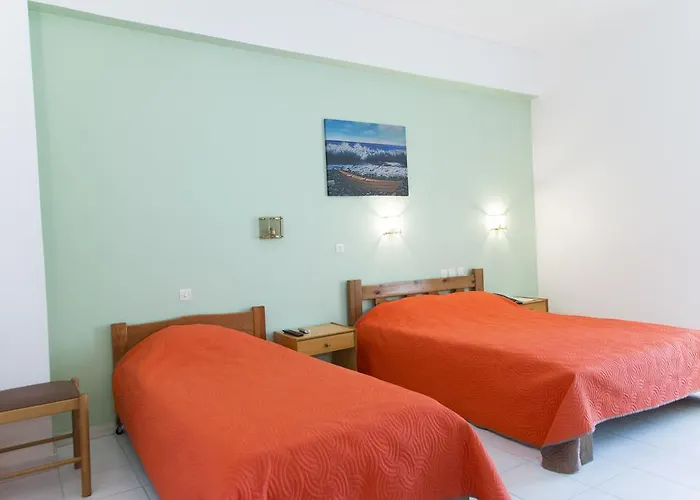 Athina 3* Крестена