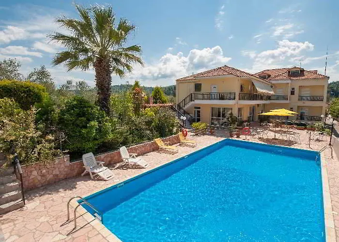 Athina 3* Крестена