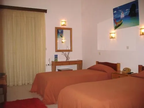 Athina Hotel Kréstena